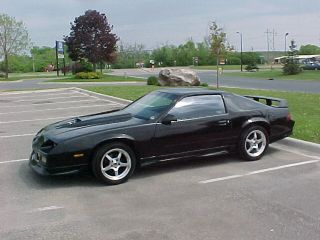 1G1FP21F4KL182526-1.jpg