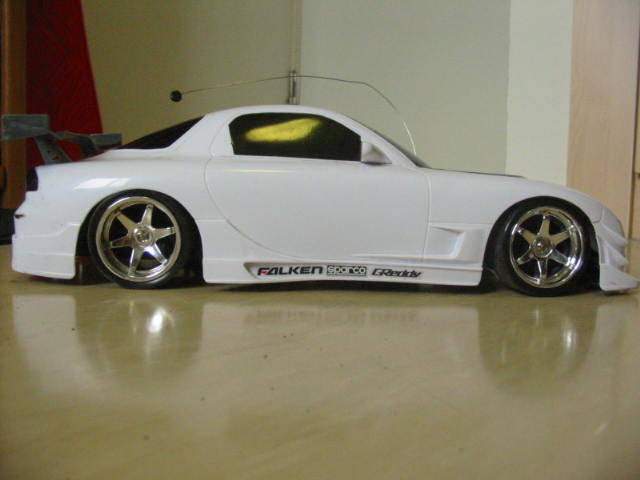 rccar1.jpg