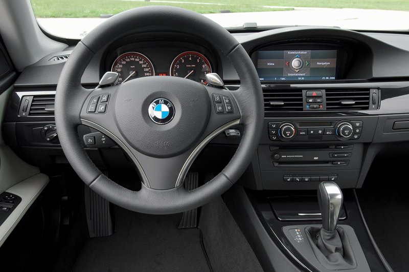 e92interior2.jpg