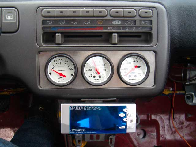 red hatch interior.jpg