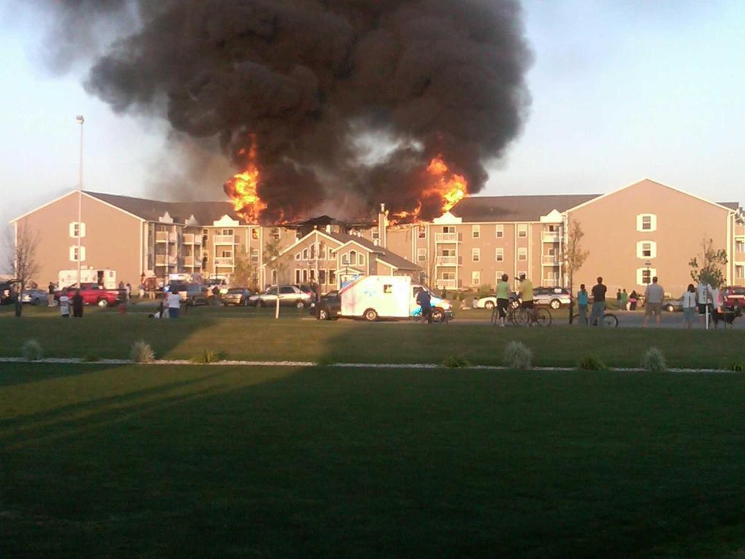 APT FIRE ON 42ND.jpg